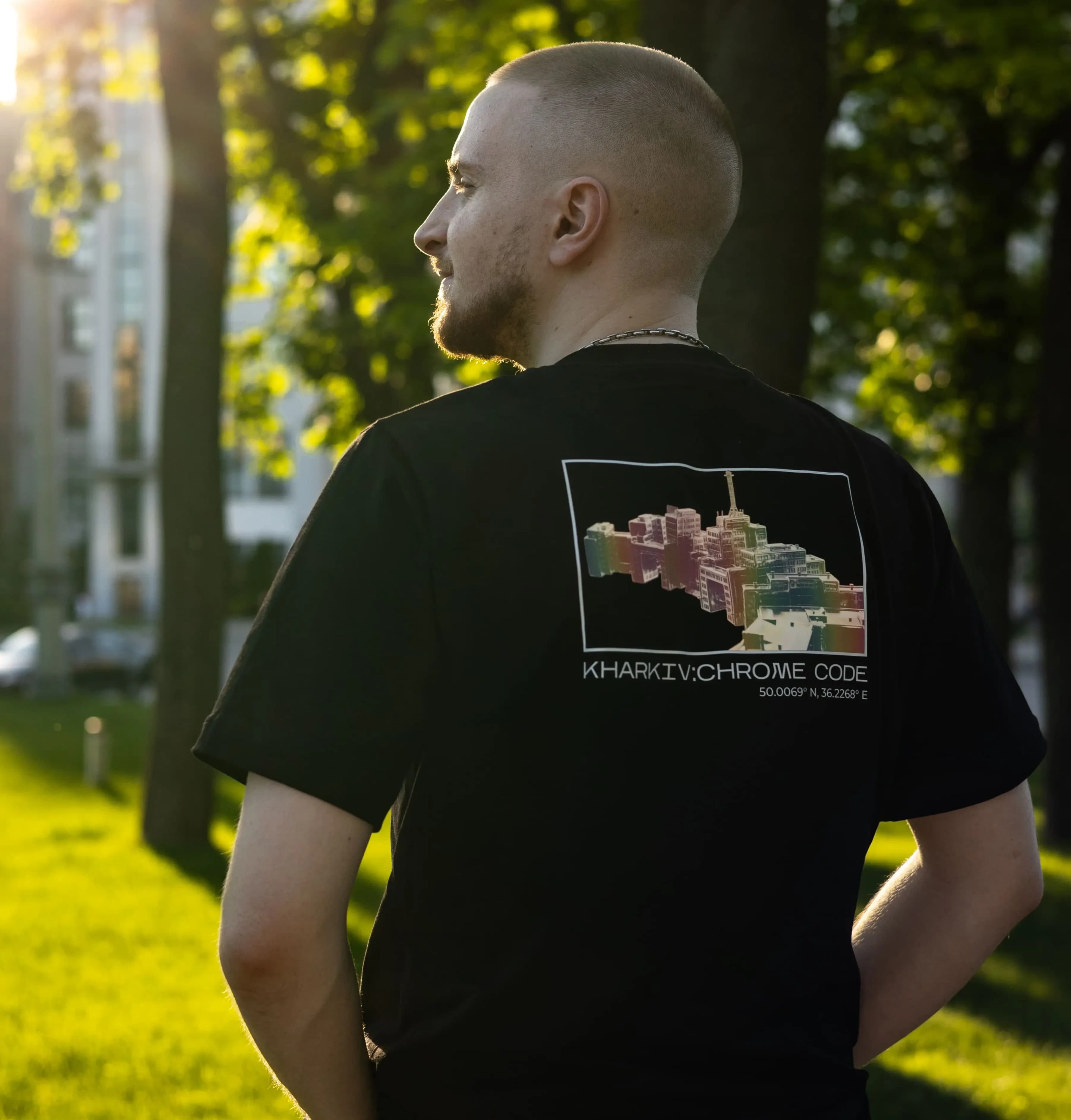Футболка з рефлективом «Хром-код Харків: Держпром»